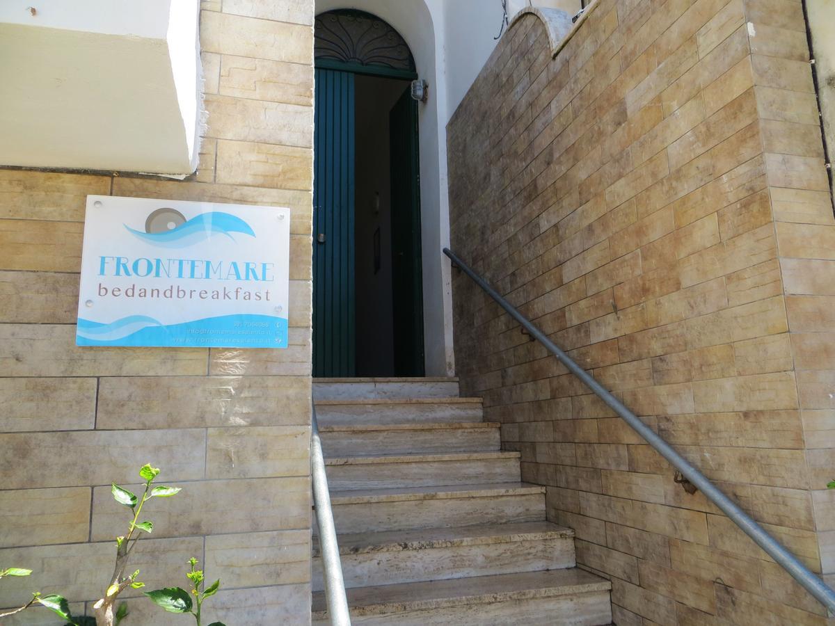 Frontemare Rooms Porto Cesareo Exterior photo